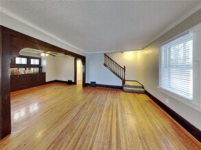 891 Hazelwood St in St. Paul, MN - Building Photo - Building Photo