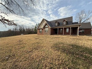 4600 S Old Wire Rd in Rogers, AR - Building Photo - Building Photo