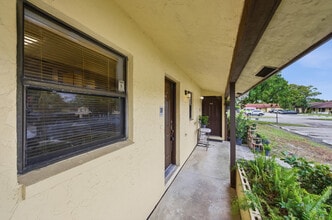 506 Glenwood Dr in West Palm Beach, FL - Building Photo - Building Photo