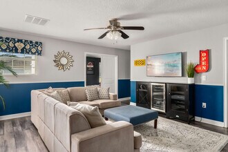 9048 Sand Trap Dr in Four Corners, FL - Building Photo - Building Photo