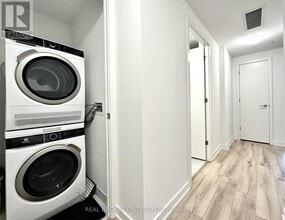 7439 Kingston Rd in Toronto, ON - Building Photo - Building Photo