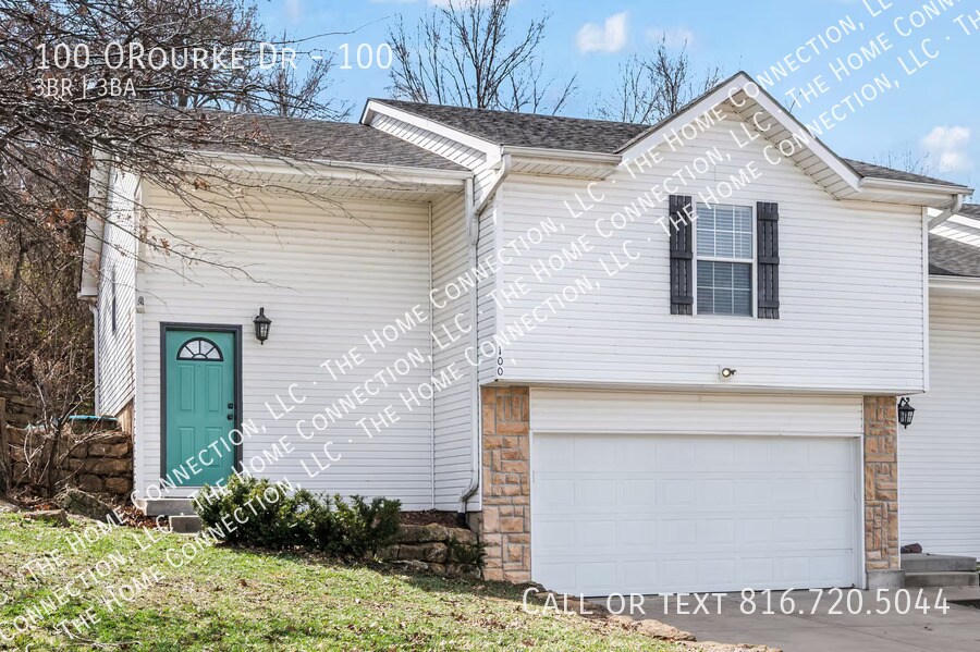 100 Orourke Dr in Platte City, MO - Building Photo