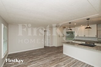 525 Sacre Coeur Dr in Melbourne, FL - Building Photo - Building Photo