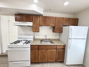 2385 S Main St in South Salt Lake, UT - Building Photo - Building Photo