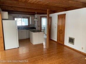 442 Acorn Hill Rd in Olivebridge, NY - Building Photo - Building Photo