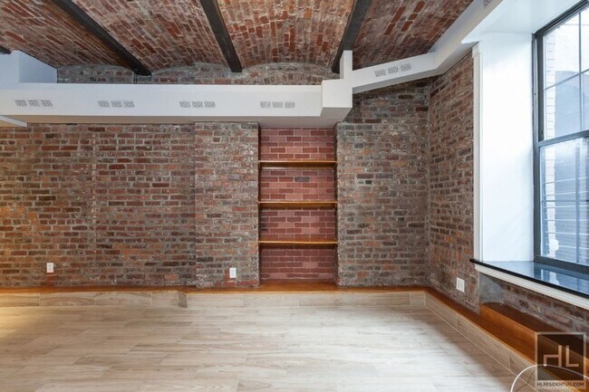 East 18th Street in New York, NY - Building Photo - Building Photo