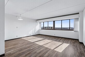 Chateau Student Housing Cooperative in Minneapolis, MN - Building Photo - Building Photo