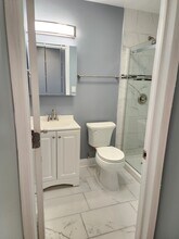 5911 S Indiana Ave, Unit #2 in Chicago, IL - Building Photo - Building Photo