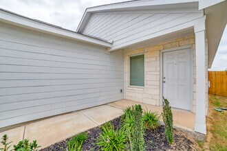 10650 Vesta Curv in San Antonio, TX - Building Photo - Building Photo