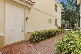 7821 Veronawalk Blvd in Naples, FL - Building Photo - Building Photo