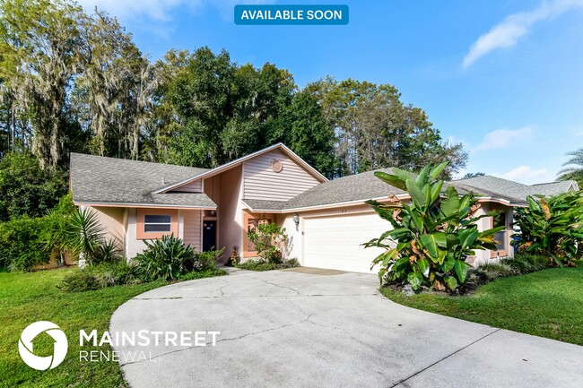 property at 812 Crestridge Dr