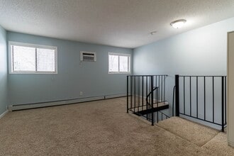 7336 72nd Ln N in Brooklyn Park, MN - Building Photo - Building Photo