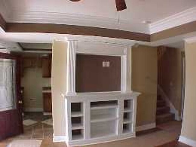 104 E Lee St in Leesville, LA - Building Photo - Building Photo