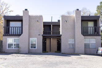 10800 Towner Ave NE in Albuquerque, NM - Building Photo - Building Photo