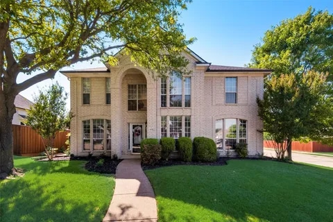 property at 4101 Watersedge Dr