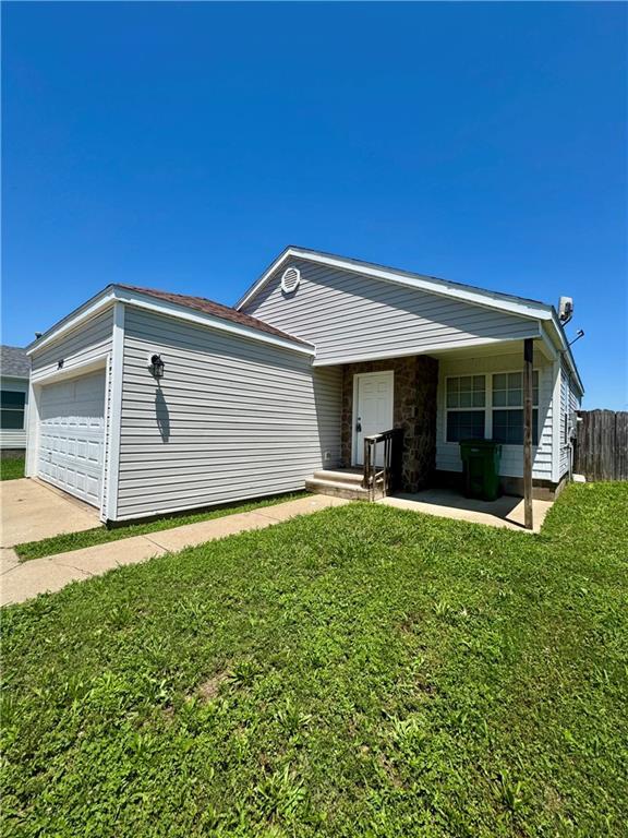 340 Grant Springs Dr in Decatur, AR - Building Photo - Building Photo