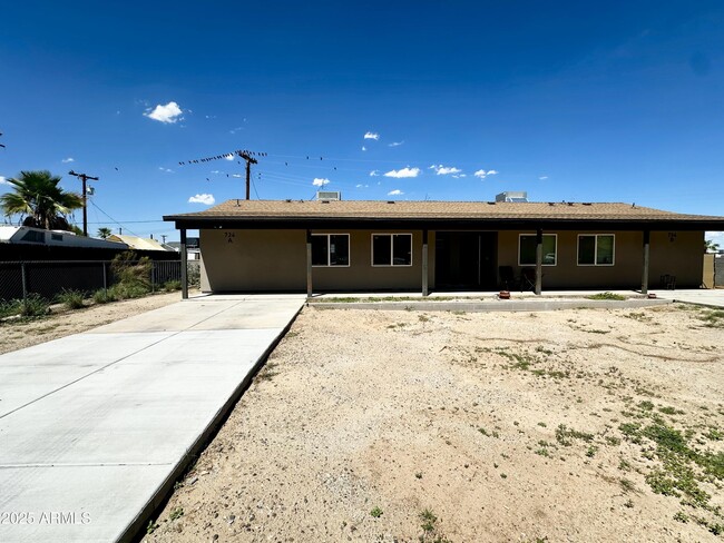 734 E Hazel Dr in Phoenix, AZ - Building Photo - Building Photo