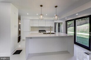 3715 Astoria Rd in Kensington, MD - Building Photo