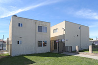 840-860 Jane Dr in Port Hueneme, CA - Foto de edificio - Building Photo