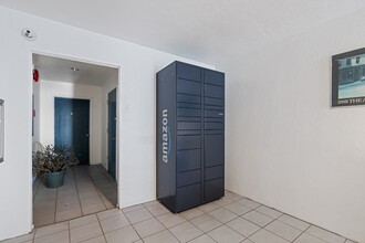 Marina Height Apartments in San Francisco, CA - Building Photo - Interior Photo