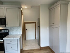 26 Farm Rd in Sherman, CT - Building Photo - Building Photo