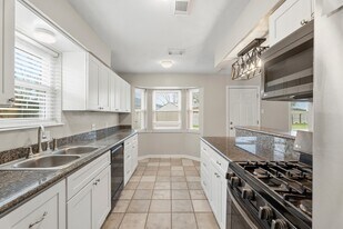 3214 White Sail in League City, TX - Building Photo