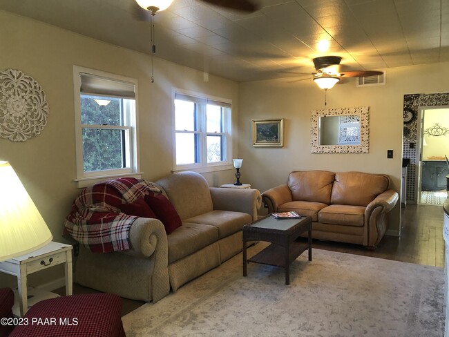 525 Dougherty St in Prescott, AZ - Building Photo - Building Photo