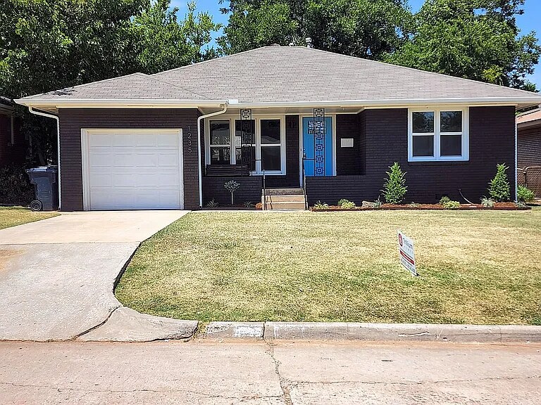 1235 NW 84th St in Oklahoma City, OK - Building Photo
