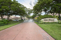 293 Old Meadow Way in Palm Beach Gardens, FL - Foto de edificio - Building Photo