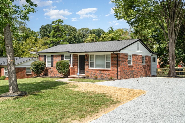 3634 Carlyle Dr in Charlotte, NC - Building Photo - Building Photo