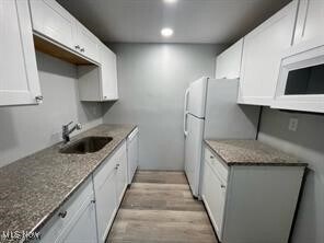 1935 Brookside Dr in Wooster, OH - Building Photo