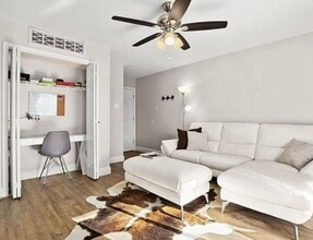 1840 Burton Dr in Austin, TX - Building Photo - Building Photo