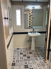 3613 Central St, Unit B in Kansas City, MO - Building Photo - Building Photo