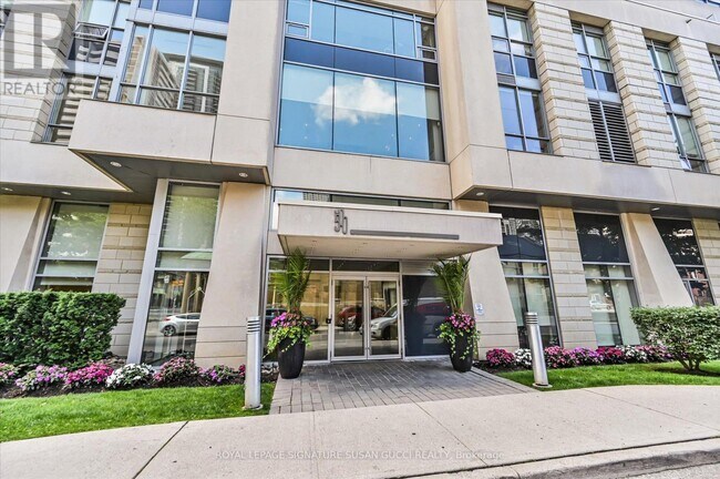 500 Sherbourne St in Toronto, ON - Building Photo - Building Photo