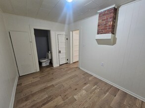 321 W Elm St in Walnut Ridge, AR - Building Photo - Building Photo