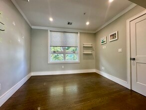 60 Cameron St, Unit 2 in Brookline, MA - Building Photo - Building Photo