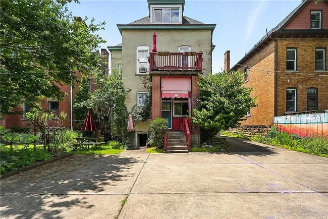 451 S Atlantic Ave, Unit Apt 1 in Pittsburgh, PA - Building Photo - Building Photo