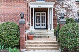 2531 Q St NW in Washington, DC - Building Photo - Building Photo