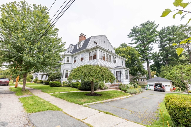 property at 18 Hawthorn Rd