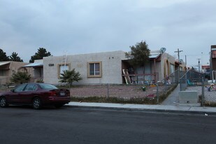 Charleston Heights in Las Vegas, NV - Building Photo