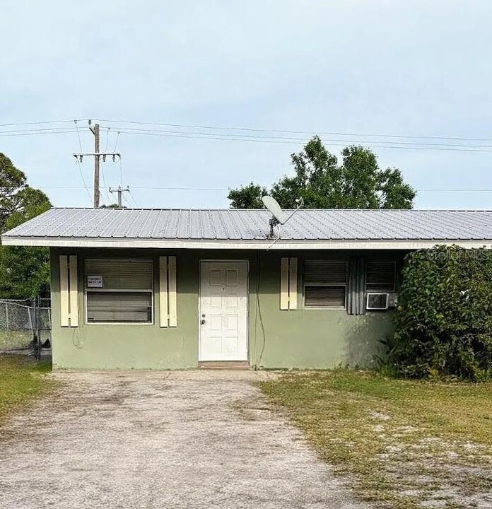 3118 Duban Terrace in Fort Pierce, FL - Building Photo