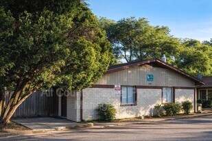 6506 S 1st St in Austin, TX - Building Photo