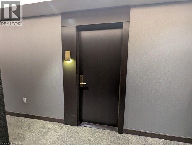 330 Richmond St W in Toronto, ON - Building Photo - Building Photo