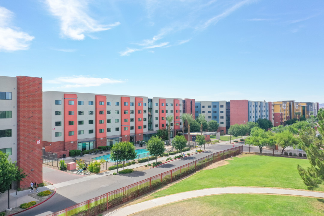 Roadrunner Apartments in Phoenix, AZ - Foto de edificio