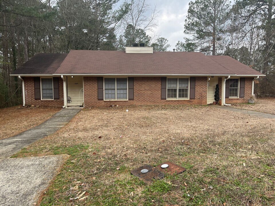 280-290 Chase Dr in Fayetteville, GA - Building Photo