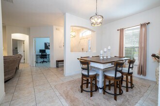 3774 Eagle Isle Cir in Kissimmee, FL - Building Photo - Building Photo