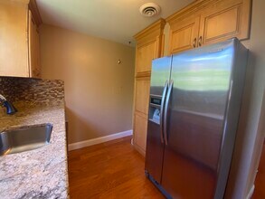 20 Stearns Rd, Unit 54 in Brookline, MA - Building Photo - Building Photo