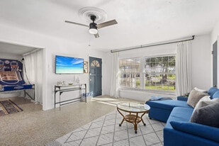 311 16th Ave, Unit SI ID1507237P in Indian Rocks Beach, FL - Building Photo