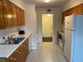 1811 E Lindsey St in Norman, OK - Building Photo - Building Photo
