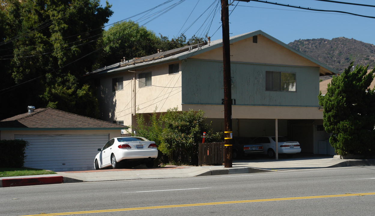 2011 N Verdugo Rd in Glendale, CA - Foto de edificio